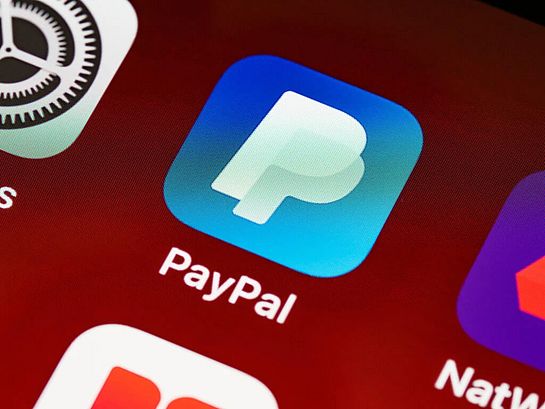 Deutsche Online-Payment Studie 2021: Paypal holt auf