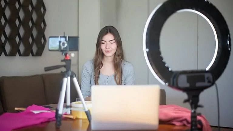 Hype aus Asien: Livestream-Shopping pusht E-Commerce