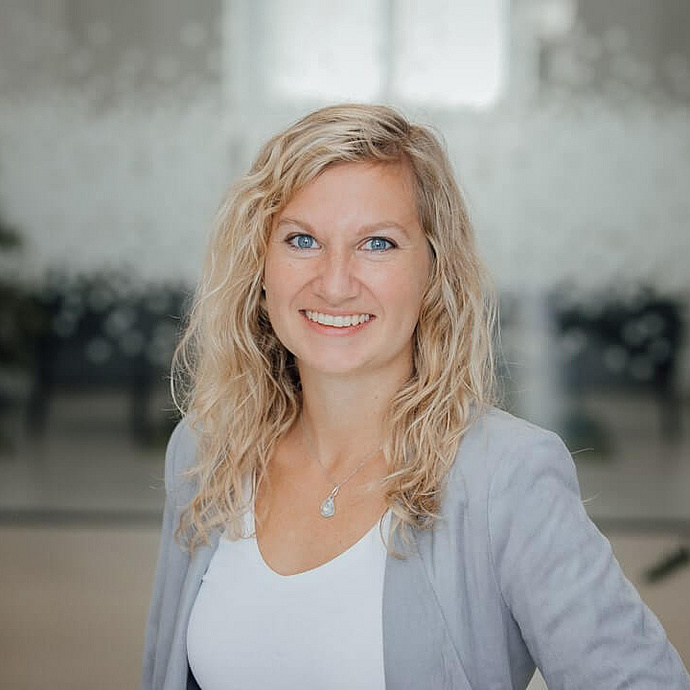 Melanie Prange, Certified AI Strategist & Trainer bei MSTAGE